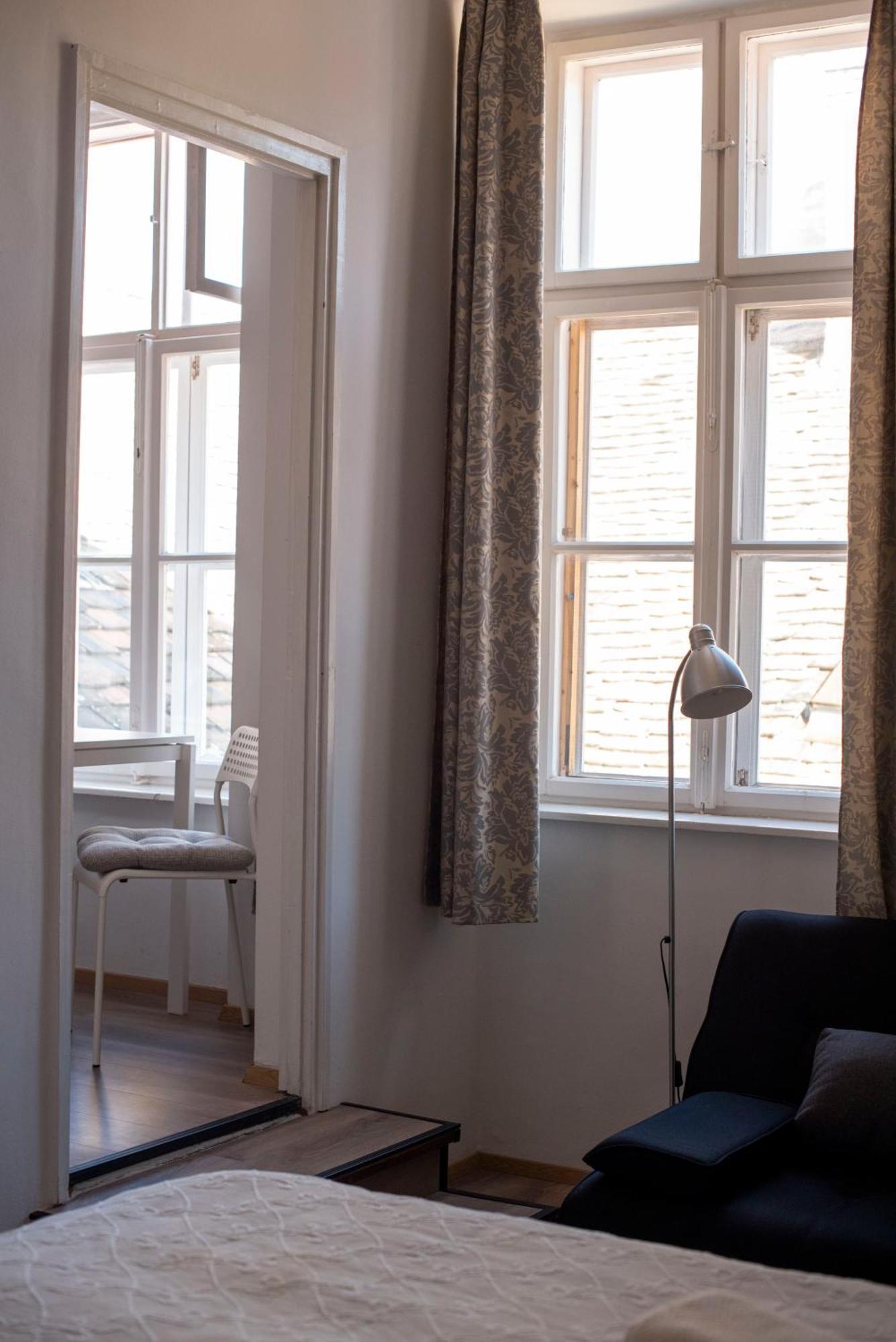 Varfal-Lak Apartman Шопрон Экстерьер фото